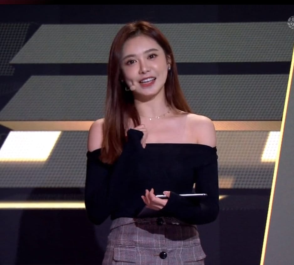 美娜秦奋什么时候在一起的多久了,她今年多大了? 本文共(738字) 美娜秦奋什么时候在一起的多久了,她今年多大了? 本文共(738字)