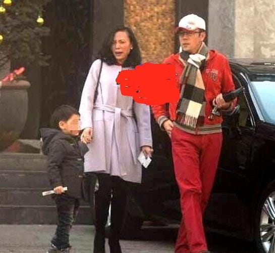 蔡国庆老婆秦娟近照,秦绢,本文共(7097字) 蔡国庆老婆秦娟近照,秦绢,本文共(7097字)