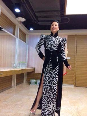 黄绮珊婚姻,结过8次婚的外国明星(黄绮珊现在的老公) 黄绮珊婚姻,结过8次婚的外国明星(黄绮珊现在的老公)