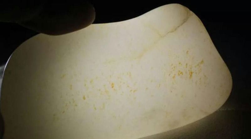 玉石鉴别教程(玉如何辨别真假)(图6) 玉石鉴别教程(玉如何辨别真假)(图6)