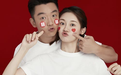 郑恺苗苗结婚照片暗示怀孕真相(苗苗和郑恺官宣结婚 新闻) 郑恺苗苗结婚照片暗示怀孕真相(苗苗和郑恺官宣结婚 新闻)