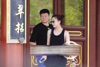殷桃的嘴怎么总是破的?殷桃有孩子吗 殷桃的嘴怎么总是破的?殷桃有孩子吗