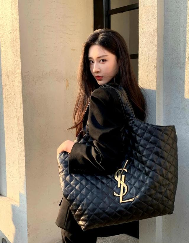 网红美女于雯