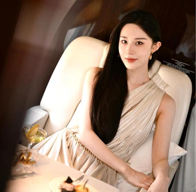 网红美女于雯