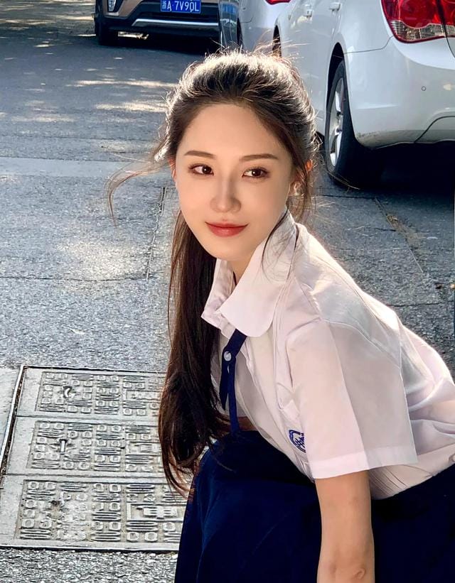 网红美女于雯