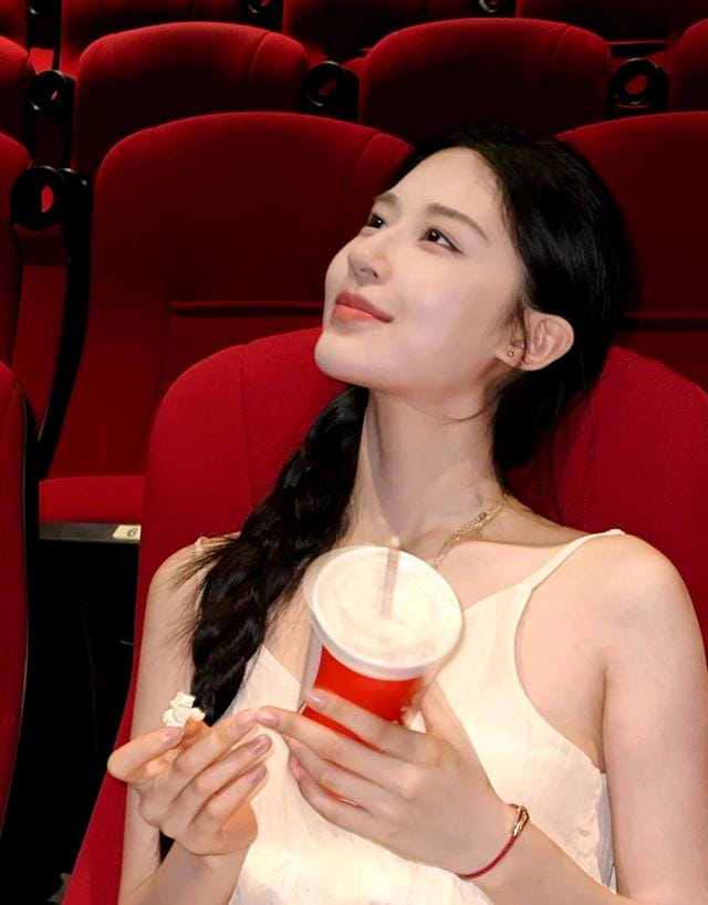 网红美女于雯