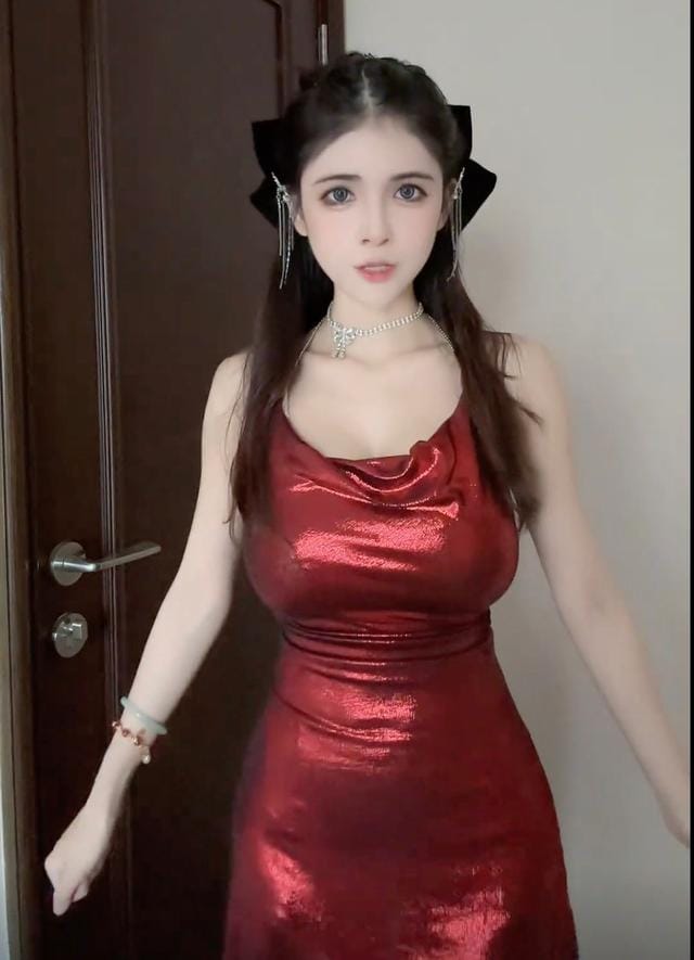 网红小柔seeu:是个32岁萝莉,不仅已婚还有娃,网友调侃十分兴奋