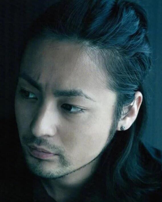 山田孝之很穷吗为啥欠索尼钱(山田孝之欠了索尼) 山田孝之很穷吗为啥欠索尼钱(山田孝之欠了索尼)