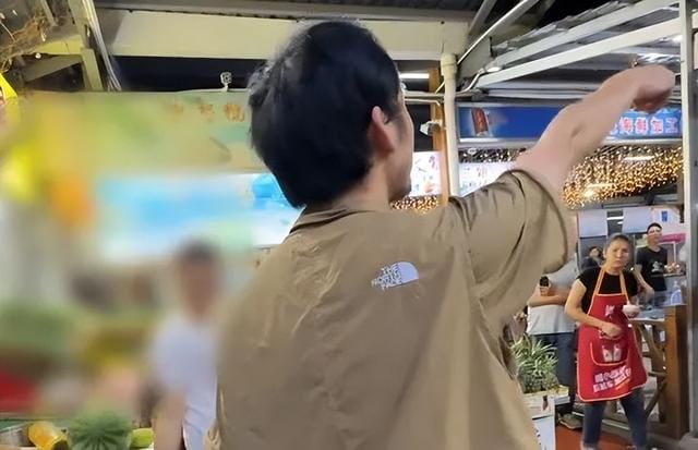 一夜爆火!曾被官媒痛批的“打假网红”,今年竟翻身了