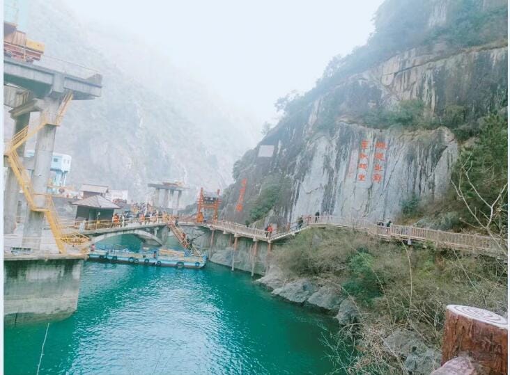 蜀道指的是现在的哪里是一条路吗,现在的蜀道还难不难走? 本文共(1068字) 蜀道指的是现在的哪里是一条路吗,现在的蜀道还难不难走? 本文共(1068字)