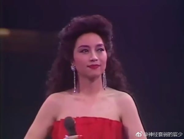徐小凤年轻时候身材照片,费玉清曾夸徐小凤身材好 本文共(1103字) 徐小凤年轻时候身材照片,费玉清曾夸徐小凤身材好 本文共(1103字)