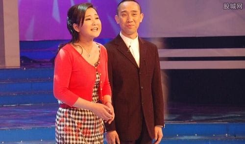 贾玲为什么突然变胖,贾丹(贾玲变胖之前) 贾玲为什么突然变胖,贾丹(贾玲变胖之前)