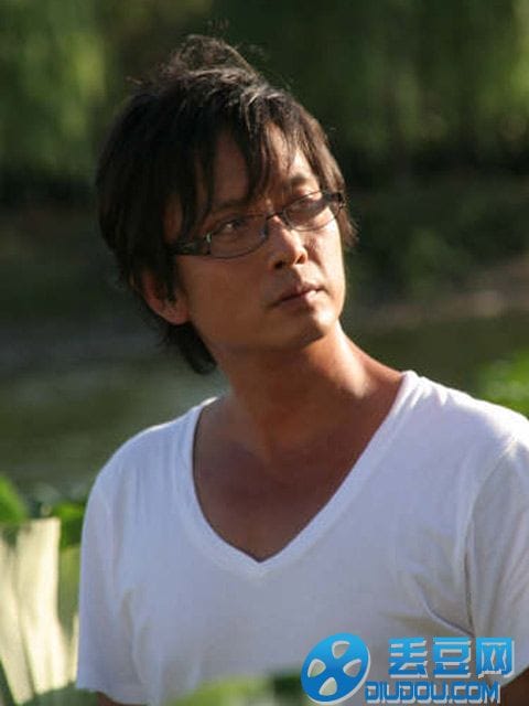 谢君豪毁容前后对比图(谢君豪颜值) 谢君豪毁容前后对比图(谢君豪颜值)