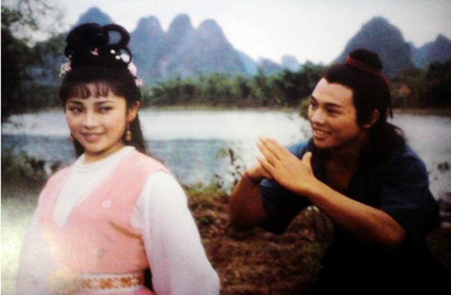 李连杰为什么抛弃前妻?李连杰前妻黄秋燕近(李连杰再谈前妻黄秋燕:她最理解我) 李连杰为什么抛弃前妻?李连杰前妻黄秋燕近(李连杰再谈前妻黄秋燕:她最理解我)