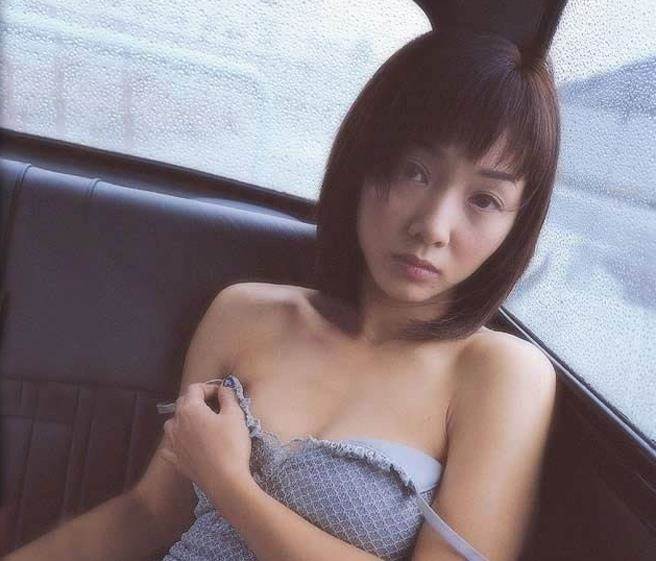 任达华女儿任晴佳美丽照片组图(任达华儿子照片) 任达华女儿任晴佳美丽照片组图(任达华儿子照片)