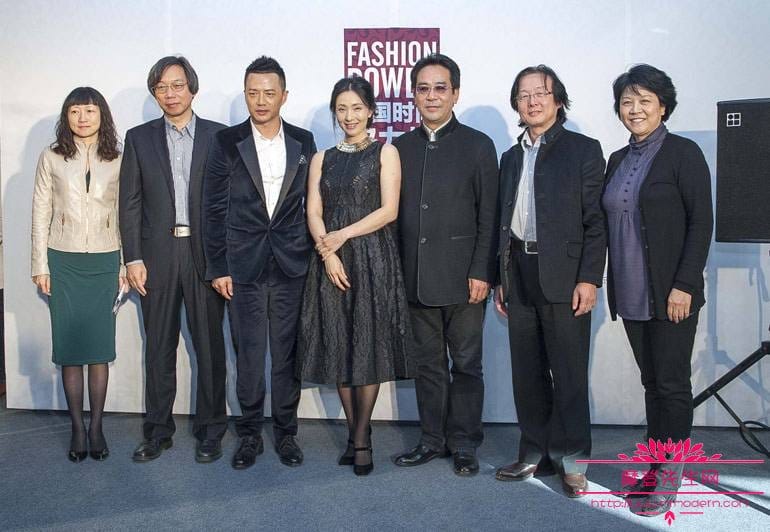 陶虹和段奕宏是什么关系？陶虹和杨恭如很像(段奕宏改名是因为陶虹吗)