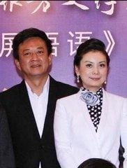 朱军老婆谭梅，谭梅哪里人(朱军妻子谭梅之死)