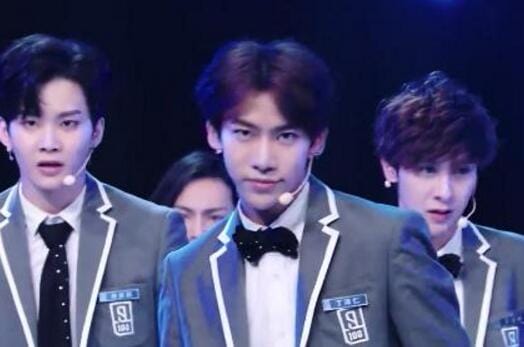 丁泽仁为什么叫小鸡丁?丁泽仁被叫大师兄的 丁泽仁为什么叫小鸡丁?丁泽仁被叫大师兄的