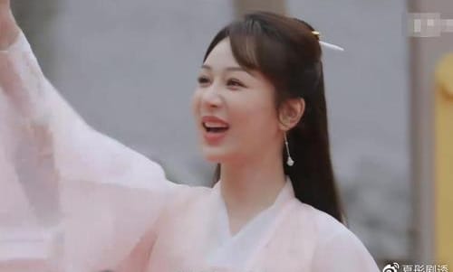 杨紫再次否认恋爱绯闻!大喊我是单身女强人(杨紫自爆已恋爱) 杨紫再次否认恋爱绯闻!大喊我是单身女强人(杨紫自爆已恋爱)