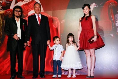 郭台铭为什么娶曾馨莹?郭台铭妻子曾馨莹年(曾馨莹有几个孩子) 郭台铭为什么娶曾馨莹?郭台铭妻子曾馨莹年(曾馨莹有几个孩子)