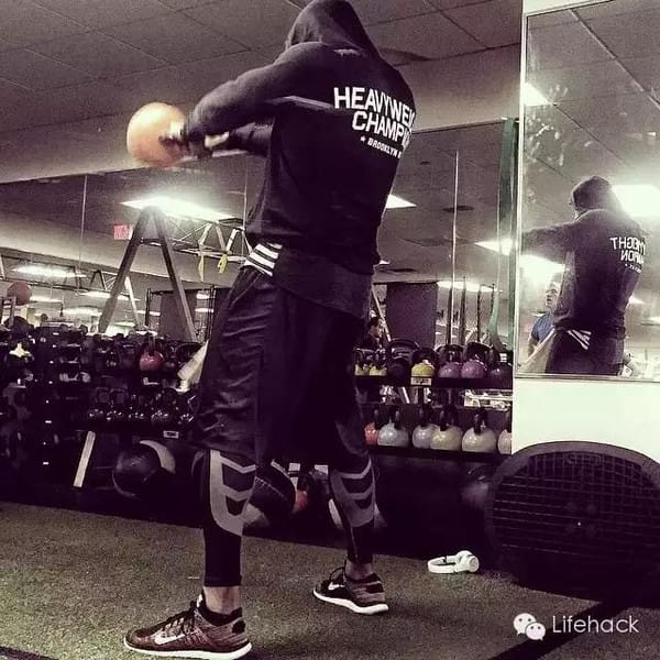 奥尼尔wwe痛打大秀哥视频(wwe大秀哥最经典比赛视频) 奥尼尔wwe痛打大秀哥视频(wwe大秀哥最经典比赛视频)