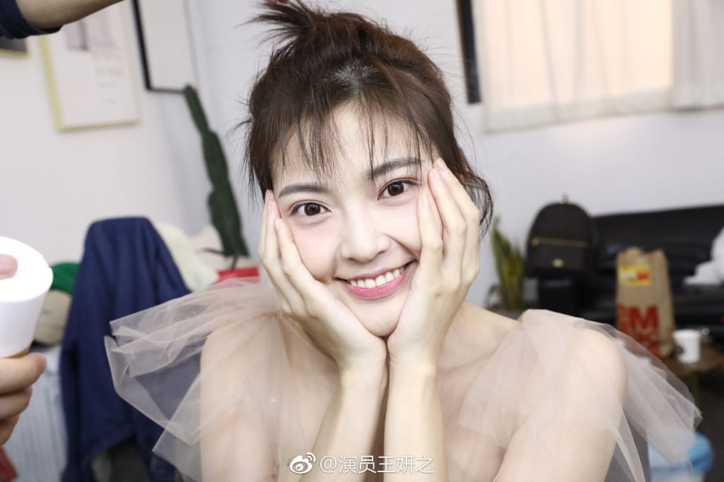 王妍之小时候的照片(王妍之的图片) 王妍之小时候的照片(王妍之的图片)