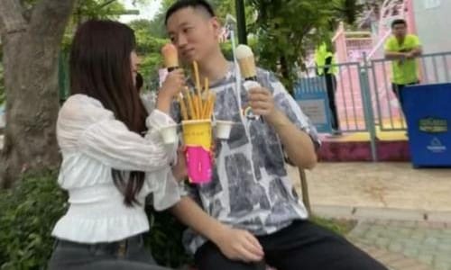 药水哥否认恋情：只是在拍段子，不是官宣