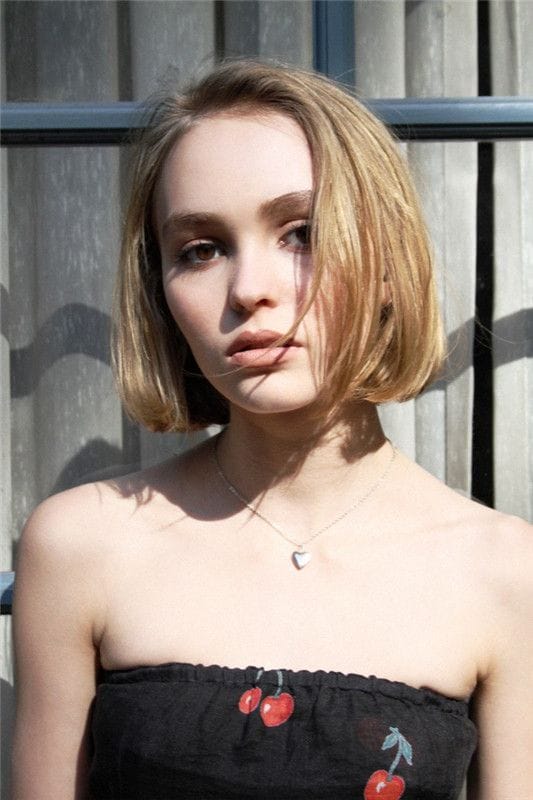 强尼德普女儿好漂亮图(约翰尼德普 女儿) 强尼德普女儿好漂亮图(约翰尼德普 女儿)