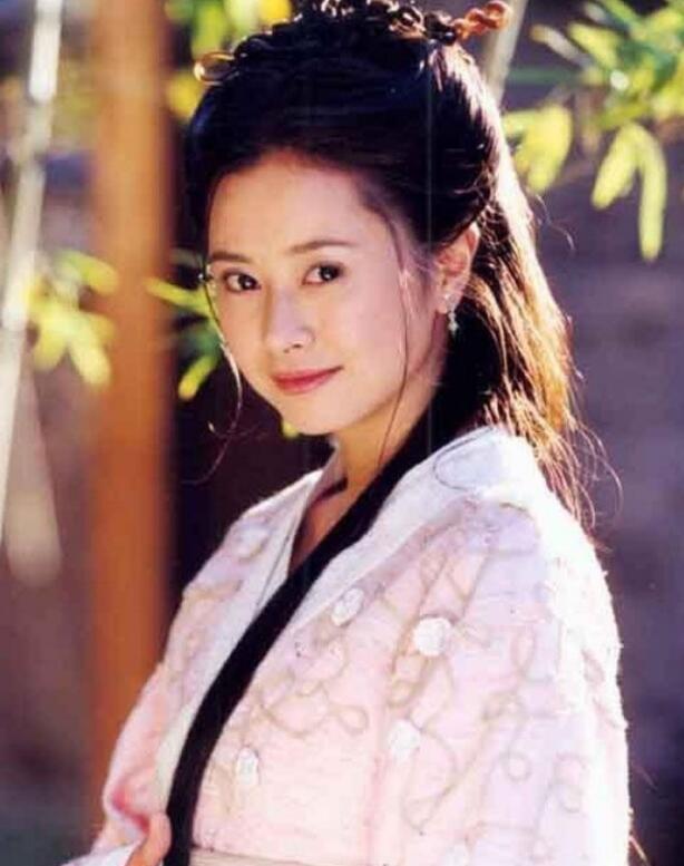 何美钿这么美为什么不火(跟何美钿很像的) 何美钿这么美为什么不火(跟何美钿很像的)