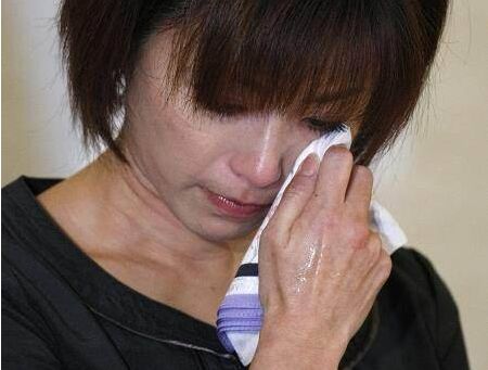 酒井法子在线乞讨原因让人震惊