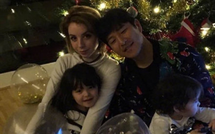 建厚娜恩的妈妈是哪里人什么职业(建厚娜恩的爸爸是谁)