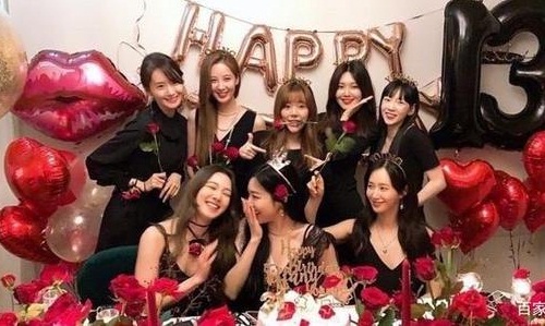 少女时代合体庆祝出道13周年(少女时代组成成员)