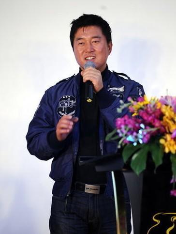 满文军离婚,满文军和妻子,本文共(5683字)