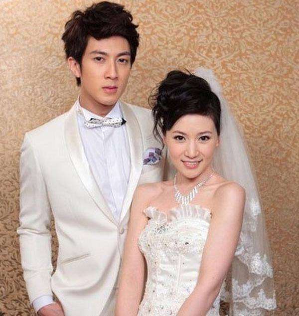 吴尊为什么退出娱乐圈?吴尊的老婆林丽莹照(吴尊林丽莹结婚照片)