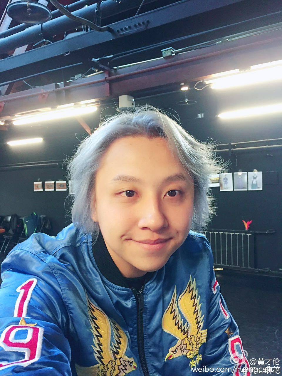 李立群李幼斌很像但不是一个人