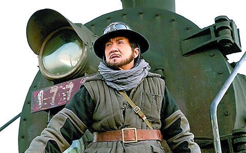 丁晟和成龙怎么结交的?丁晟的作品为什么都