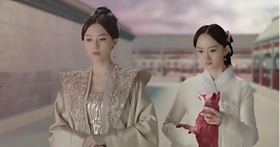 卫诗雅,王李丹妮(易见访谈) 本文共(2281字)