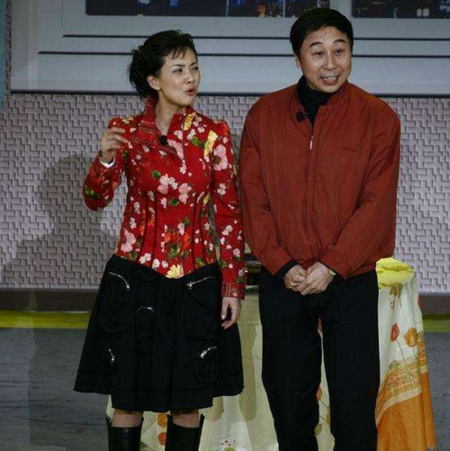 冯巩的妻子是谁,郭冬临的现任妻子(冯巩老婆个人资料) 本文共(4564字)