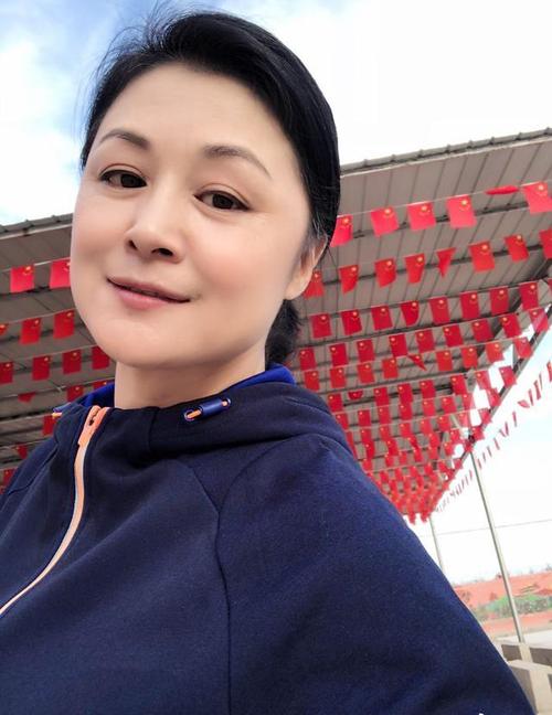 于月仙年龄,张学松年龄(刘玲辉) 本文共(2881字)