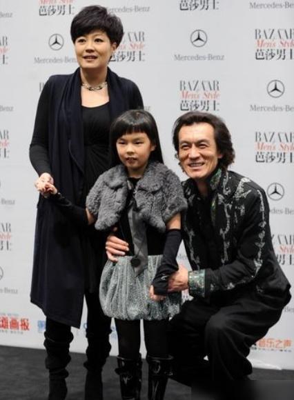 春晚导演哈文的父亲,主持人马丁的父亲照片(历任春晚总导演) 本文共(4910字)