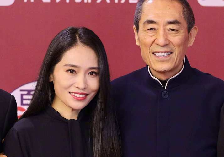 张艺谋前妻肖华,张艺谋导致巩俐不孕(巩俐张艺谋几次) 本文共(6176字)