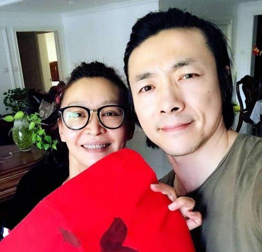 祖峰老婆,王凯和刘敏涛结婚了(李泽锋与刘天池的关系) 本文共(6702字)