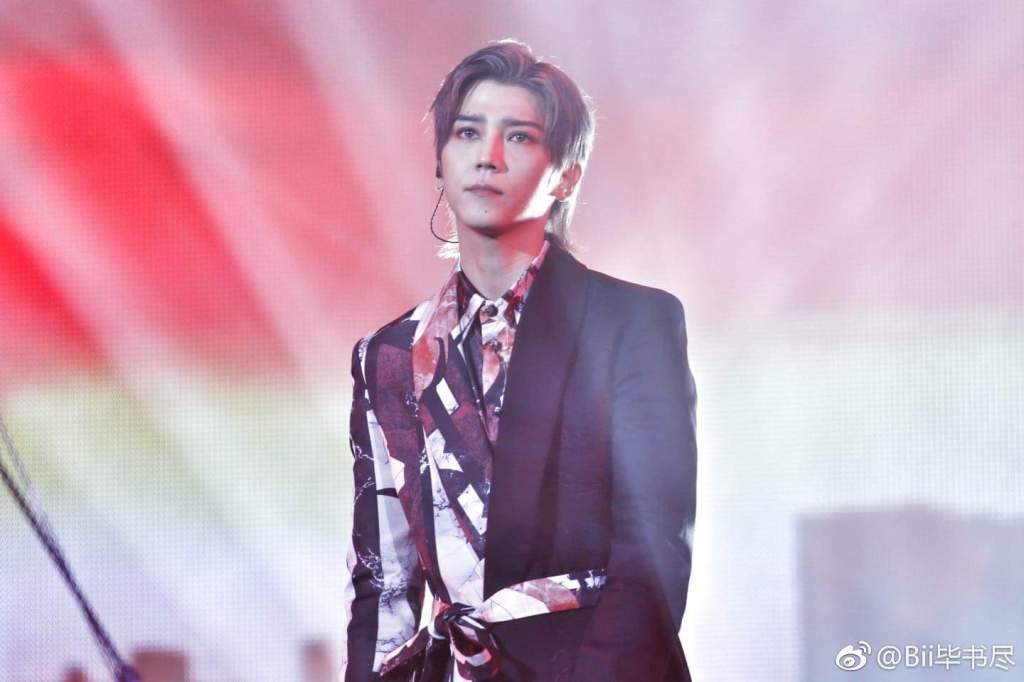 毕书尽怎么是假的韩国人?毕书尽鹿晗很像的