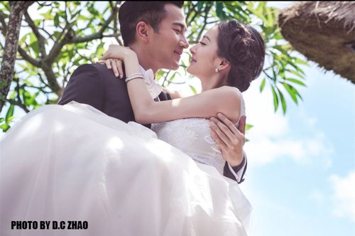 杨幂的结婚照，杨幂刘恺威的结婚视频（刘恺和杨幂的结婚照） 本文共（2738字）