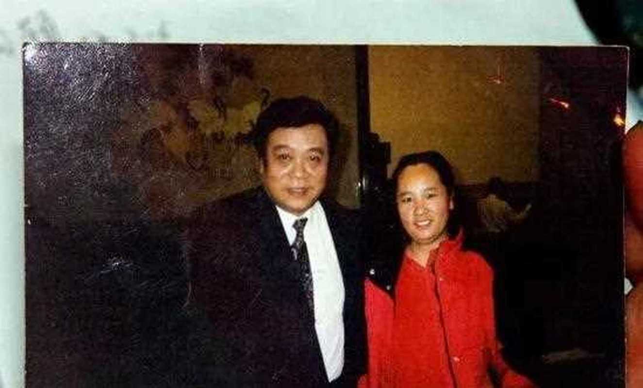 赵忠祥丑闻，饶颖（李连杰父母亲是谁） 本文共（7276字）