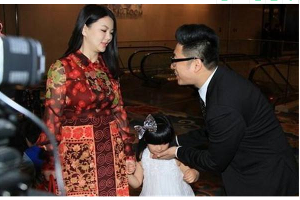 李湘二胎,孙俪三胎(谢霆锋公开复婚) 本文共(4556字)