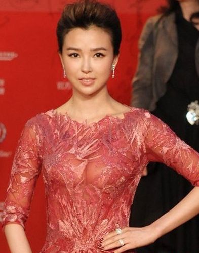 姚星彤整容对比照，姚星彤鼻子图片（姚星彤演杨秀多少岁） 本文共（2334字）