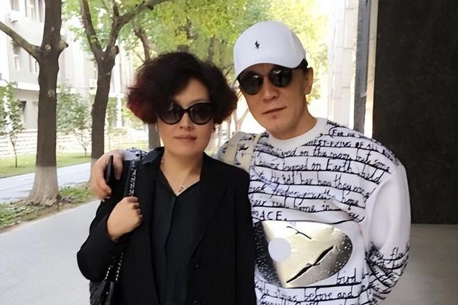 李咏的老婆，李咏妻子哈文现状（哈文近况） 本文共（4784字）