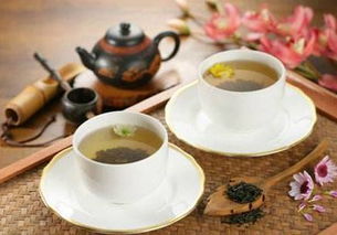 保暖养生秘诀揭秘：秋冬季该喝什么茶？