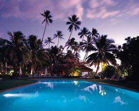 六月埃及酒店攻略：尽享纯净沙滩与清凉泳池，让你的假期更加完美！